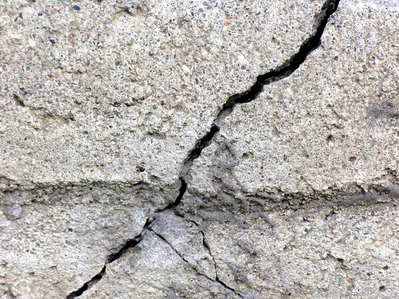 Structural Crack Repair in Lake Placid, FL